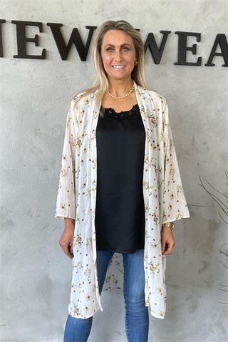 Kimonør bringer japansk tradition og elegance ind i din garderobe