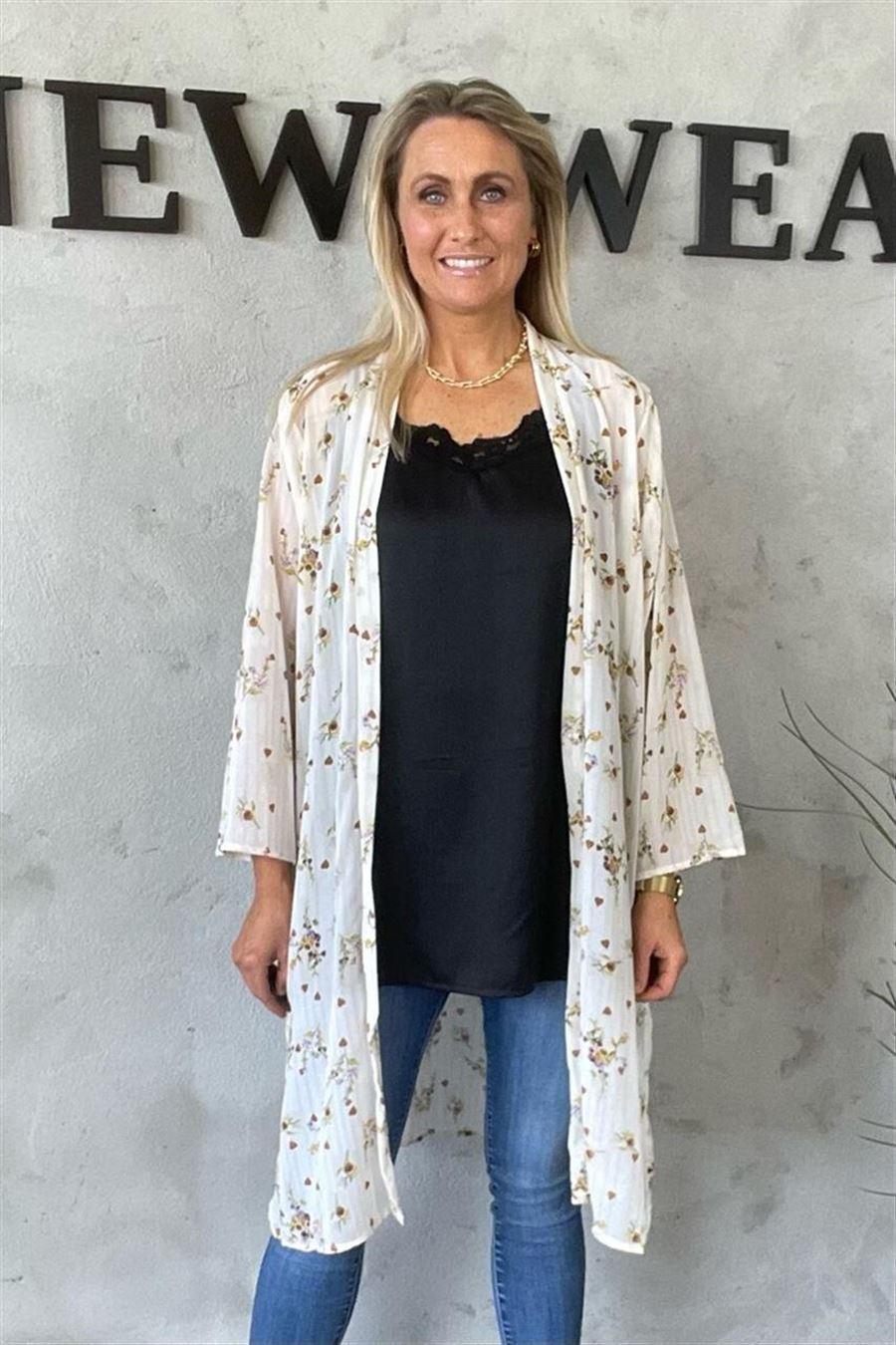 Kimonør bringer japansk tradition og elegance ind i din garderobe